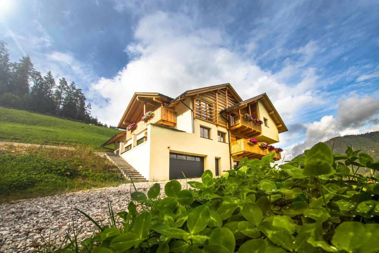 Lüch dl Cajer - Appartement Gran crëp Sankt Martin im Turm Buitenkant foto